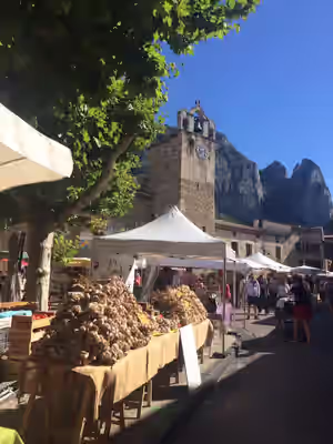 marche_crestdromefrance_1.jpg_2.avif